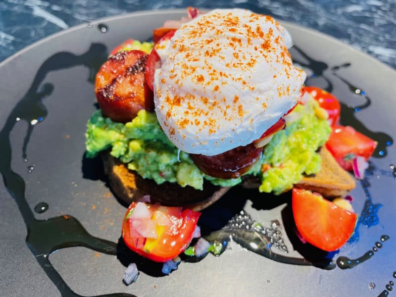 Pink Smashed Avocado Loaded Smashed Avocado Try the Ultimate Brekkie - Che Cooper - Food My Way