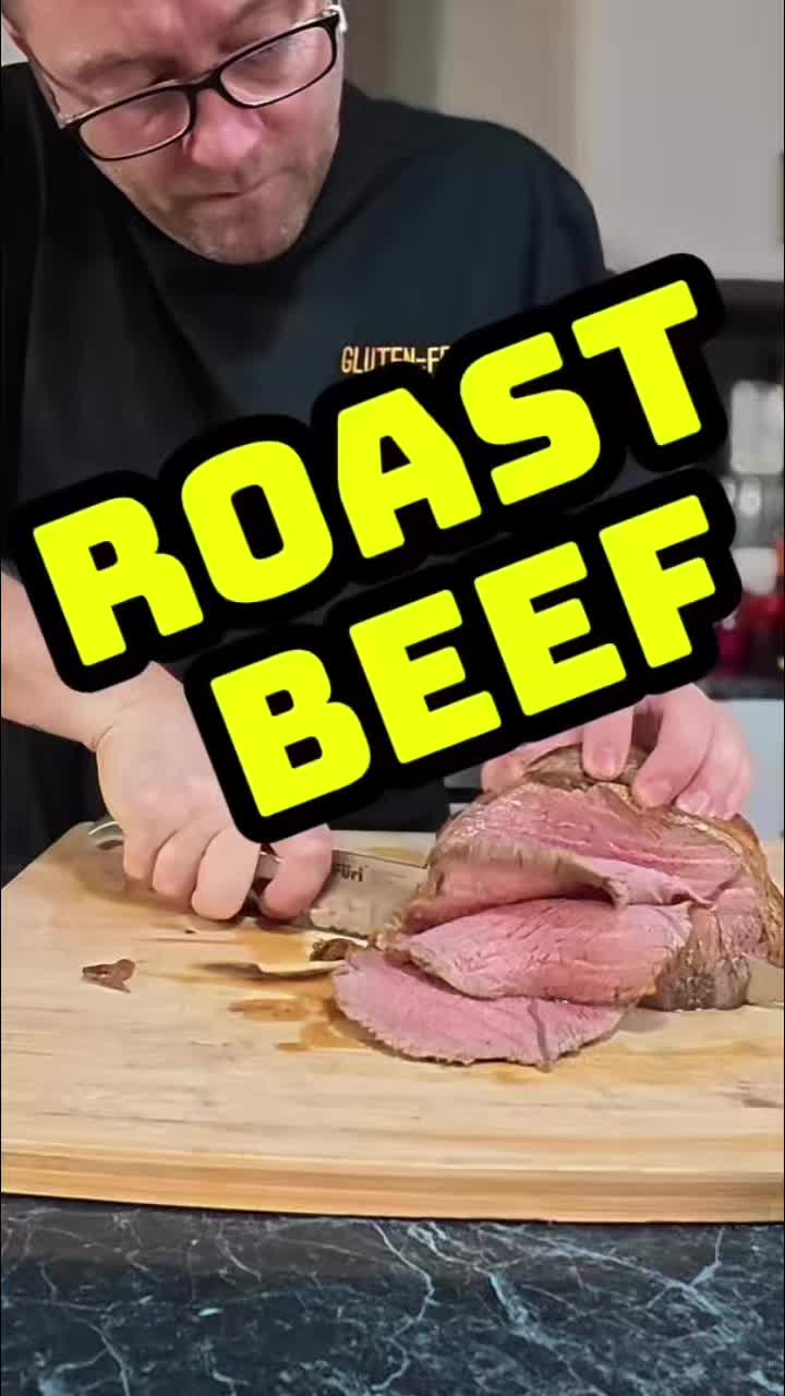 How to cook roast beef perfect for your next Sunday dinner 🤤

#roastbeef #sundaydinner @top fans