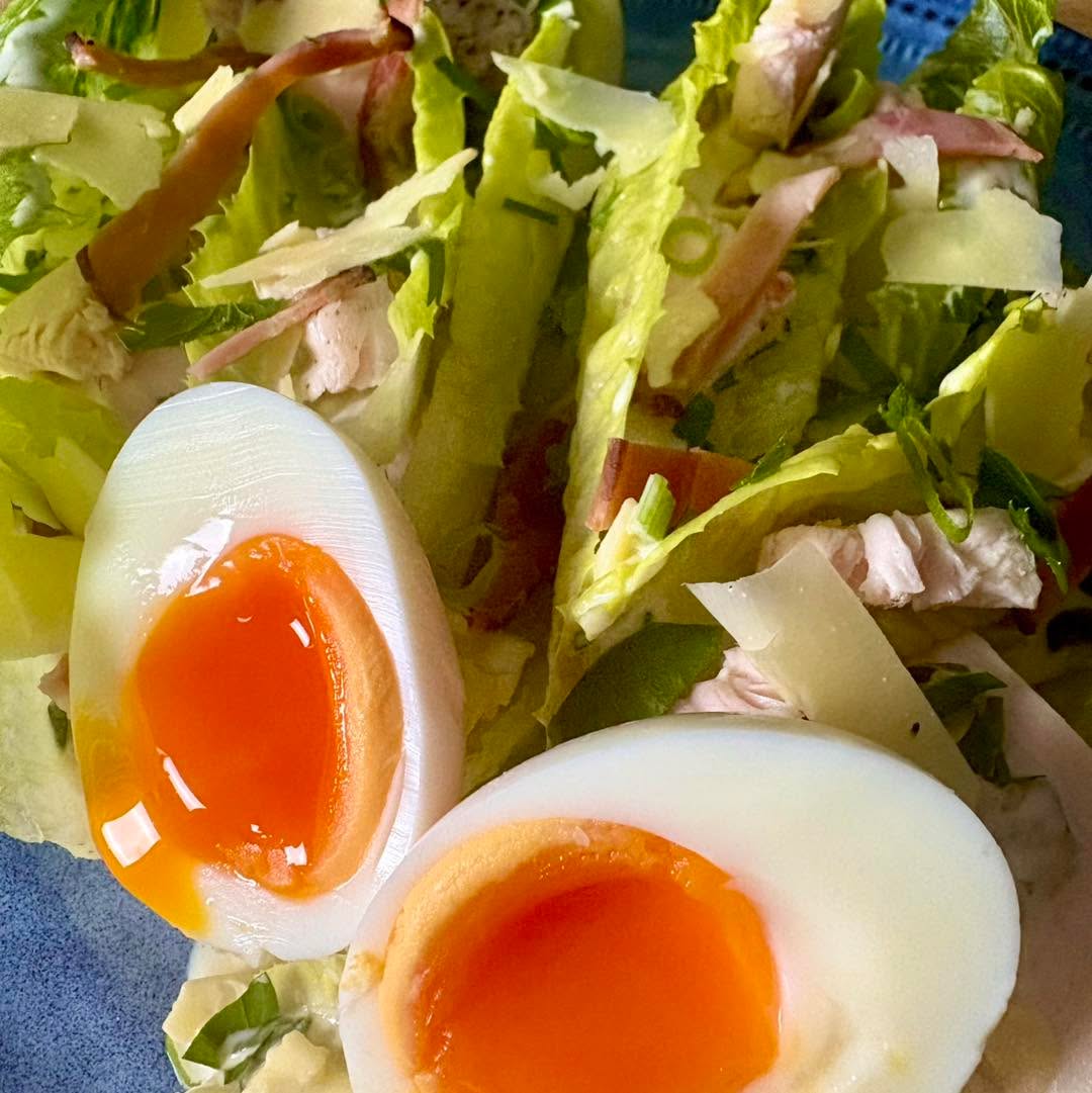 Hey legends, here is my easy chicken Caesar salad. Absolutely a walk in the park to make, perfect for these summer months, and it’s absolutely delicious. To get the recipe, simply click on the link below. Instagram users, you know the score—head over to my profile, tap my bio, click the website link, and use the search bar to find the recipe.

Get my recipe 👉 https://checooper.com/easy-chicken-caesar-salad/#wpzoom-premium-recipe-card

@highlight #EasyChickenCaesarSalad
#CaesarSaladRecipe
#EasyChickenCaesarSaladRecipe
#EasySaladRecipes